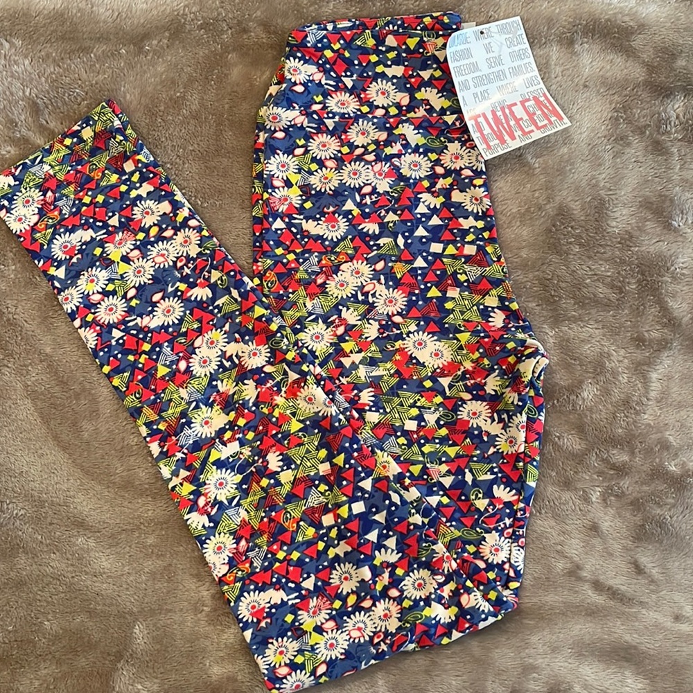 Lularoe kids leggings size 0/00. Yoga waistband, buttery soft. New with tags.